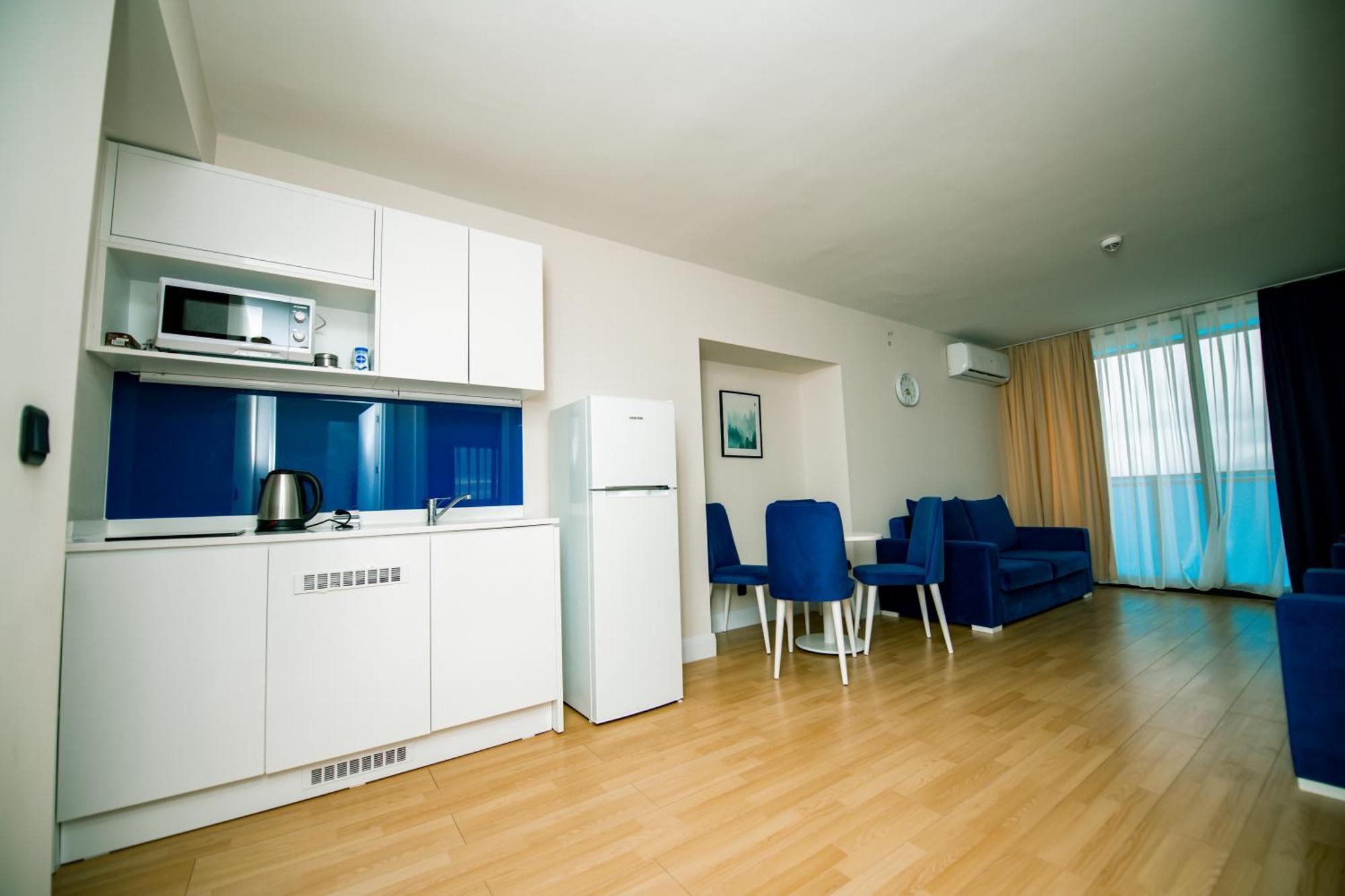 Sea View Apartments In Orbi City Batumi Exterior photo