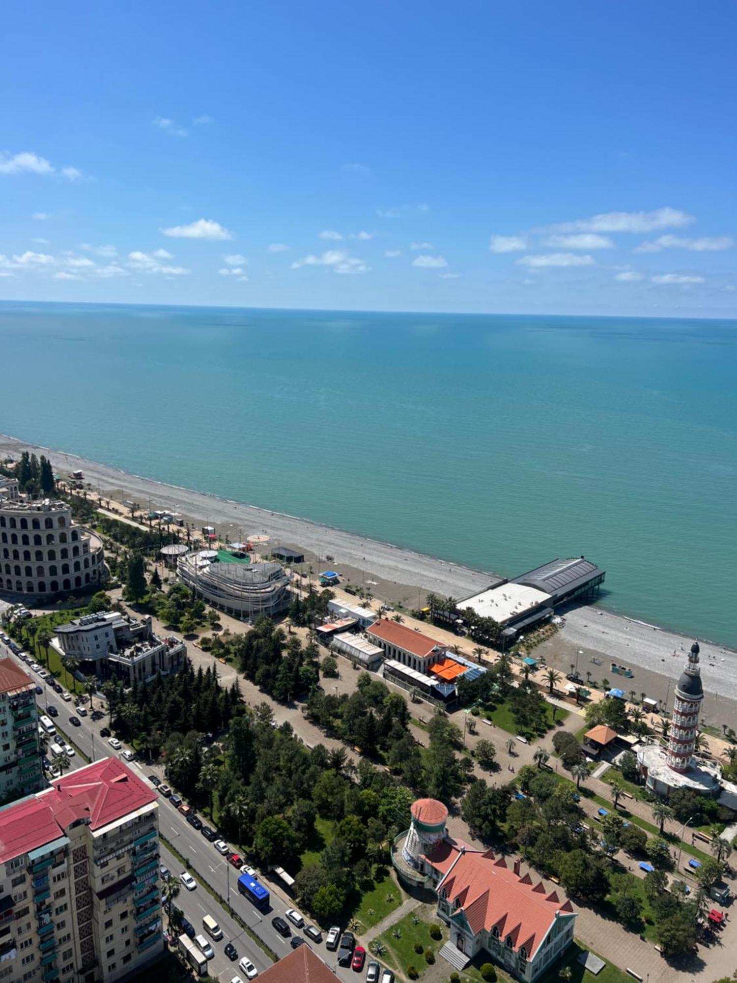 Sea View Apartments In Orbi City Batumi Exterior photo